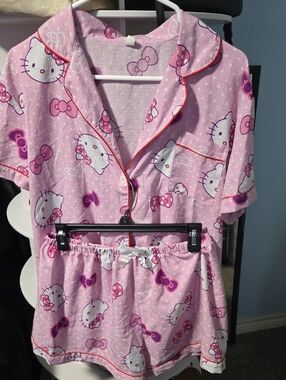 Sanrio Hello Kitty Pink Short Sleeve Pajama Set
